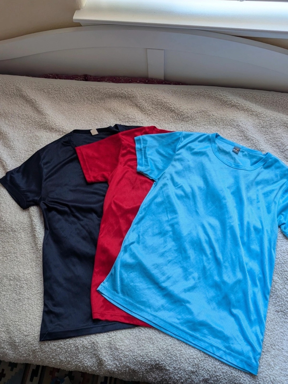 Set Of 3 Women's T-Shirts - Blue, Red & Black